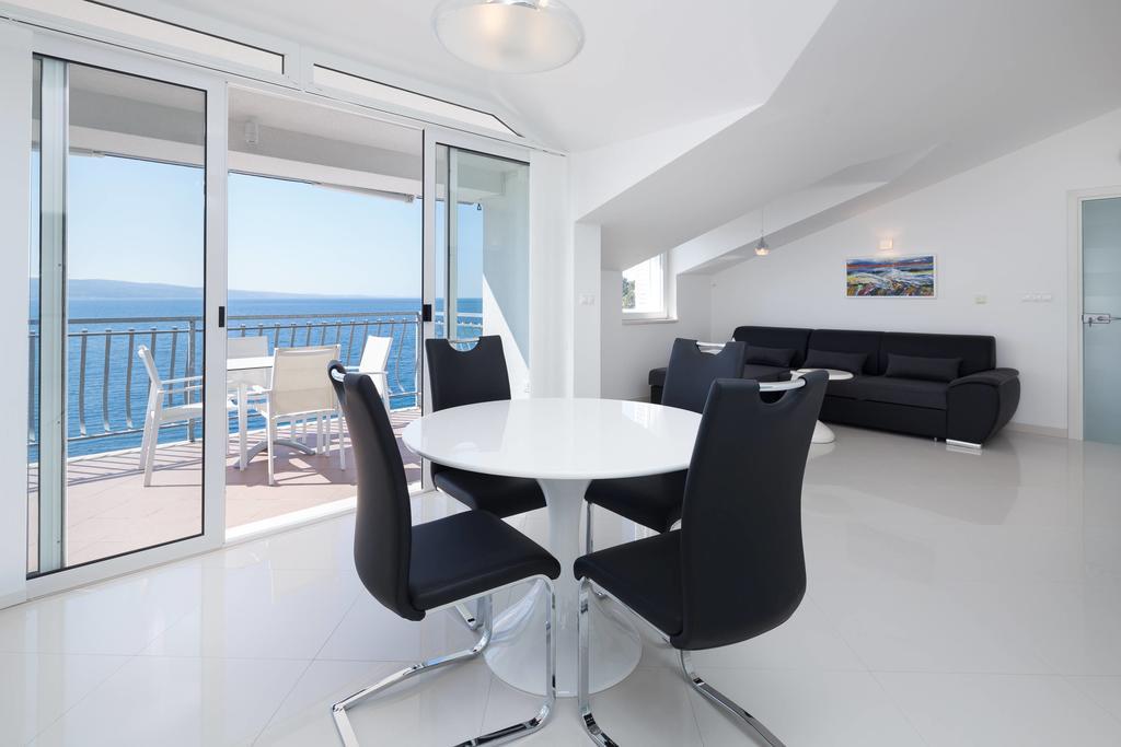 Beach Penthouse Diamond โอมิช ภายนอก รูปภาพ